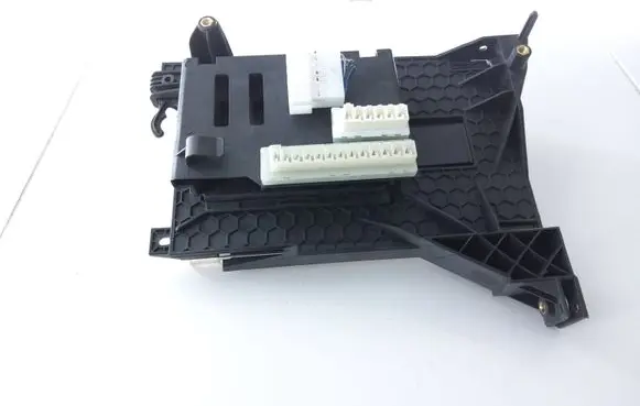 Mercedes-Benz B W246 W242 Comfort/convenience module A1569007702 A1569021400 A1569011400