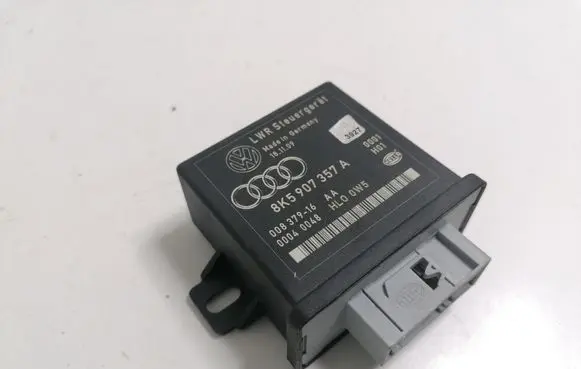 Audi A4 S4 B8 8K Light module LCM 8K5907357A