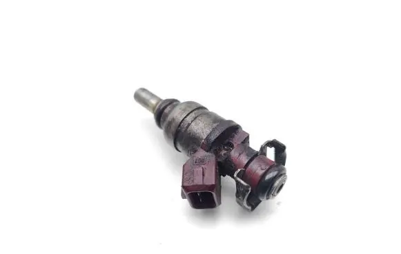 Mercedes-Benz CLK AMG A208 C208 Fuel injector A2710780023