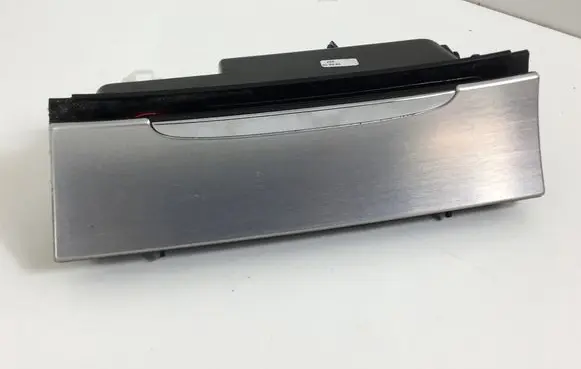 Ashtray (front)