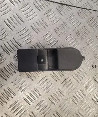 Opel Zafira B Electric window control switch 13228709
