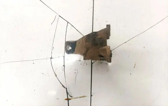 Suzuki Grand Vitara II Engine mounting bracket