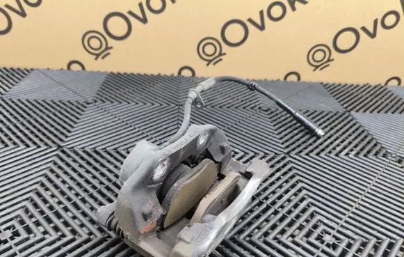 Opel Mokka B Front brake caliper