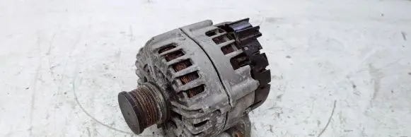 Audi A4 S4 B9 Generator/alternator 04L903024A