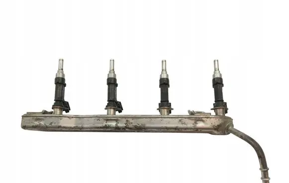 Toyota Yaris Fuel main line pipe 133