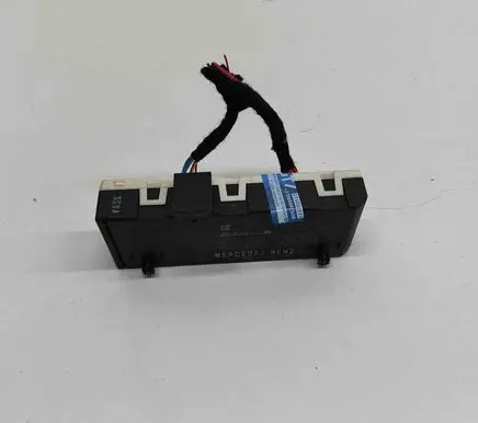 Tailgate/trunk control unit/module