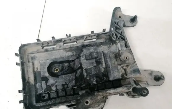 Volkswagen PASSAT B6 Battery box tray 1k0915333c