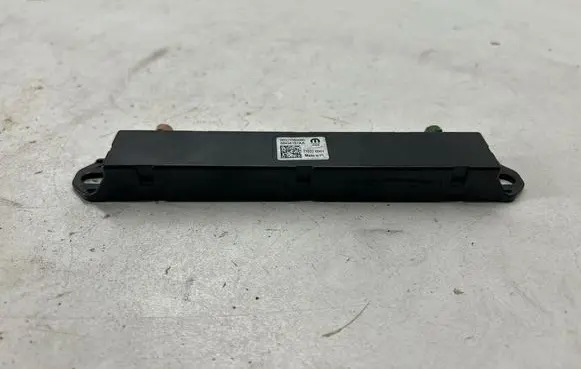 Dodge Hornet Antenna control unit 00521569080 68494187AA 21022B901