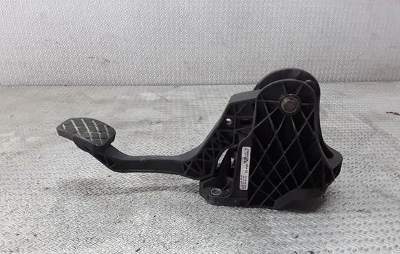Clutch pedal