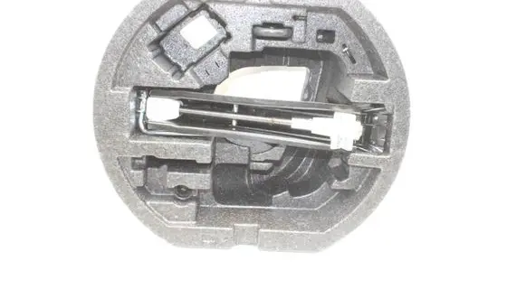 Skoda Fabia Mk3 (NJ) Tool set 6V0012115