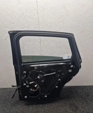 Porsche Macan (95B) Rear door