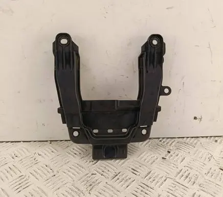 Honda CR-V Front bumper mounting bracket 71128T1GG000