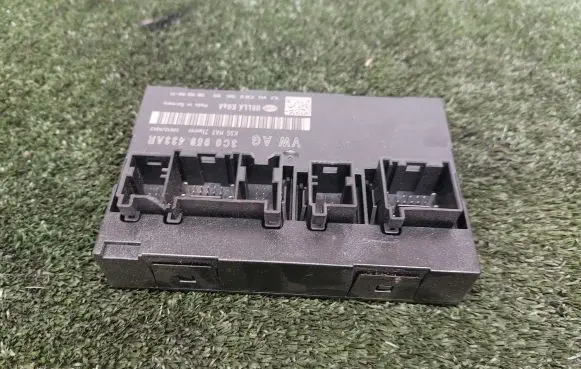 Volkswagen PASSAT CC Comfort/convenience module 3C0959433