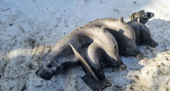Mazda 323 Intake manifold 