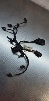Audi A3 8Y Fuel injector wires 06N971627B