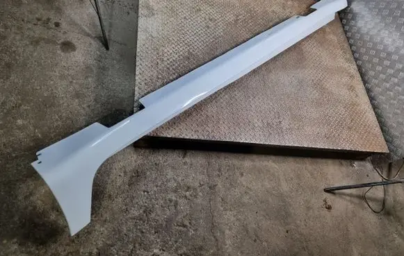 Chrysler Pacifica Sill 5RP21GW7AF 5RP21TRMAE