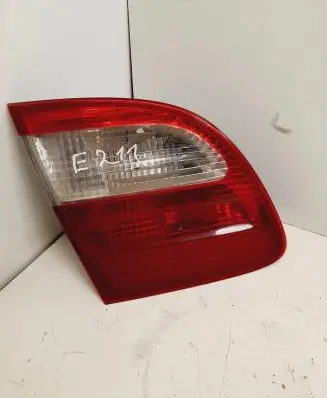 Mercedes-Benz E W211 Tailgate rear/tail lights A2118201364