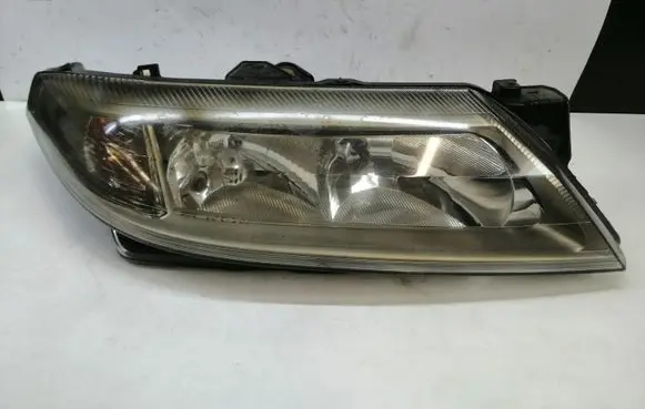 Renault Laguna II Headlight/headlamp 8200163324