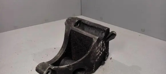 Opel Vectra C Engine mounting bracket 9191126