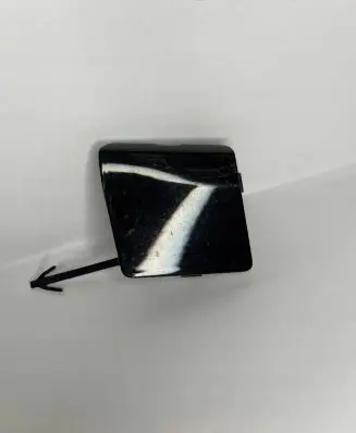 Renault Clio IV Front tow hook cap/cover