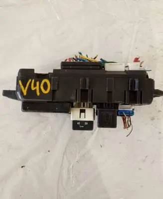 Volvo S40, V40 Fuse box set 30889989