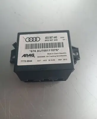 Audi A8 S8 D3 4E Parking PDC control unit/module 8K0907440 77708844 4E0907440