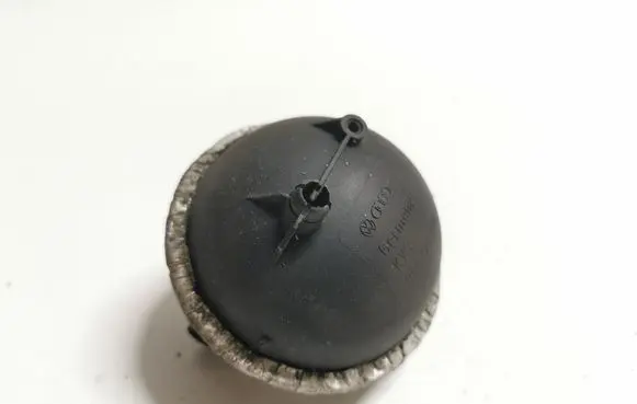 Volkswagen PASSAT B5.5 Vacuum air tank 054129808