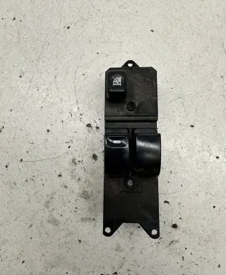 Mitsubishi Colt Electric window control switch MR587959