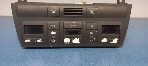Audi A6 S6 C5 4B Climate control unit 4B0820043AL