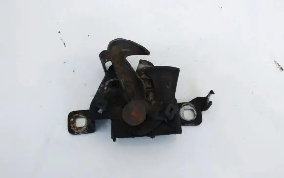 Volkswagen Fox Engine bonnet/hood lock/catch