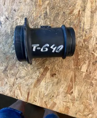 Audi A6 S6 C6 4F Mass air flow meter 059906461K