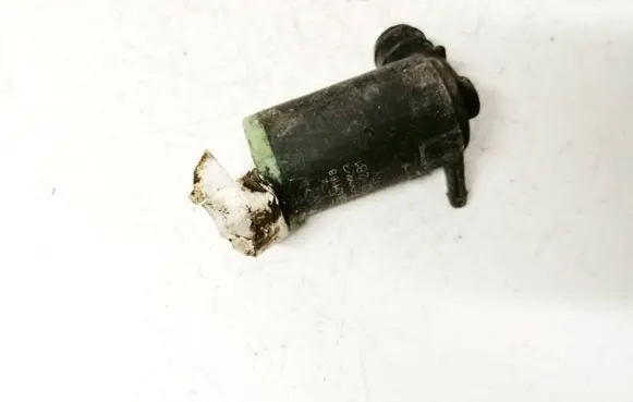 Volvo S80 Windscreen/windshield washer pump 720281