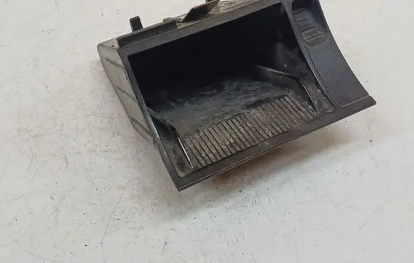 Skoda Octavia Mk2 (1Z) Car ashtray