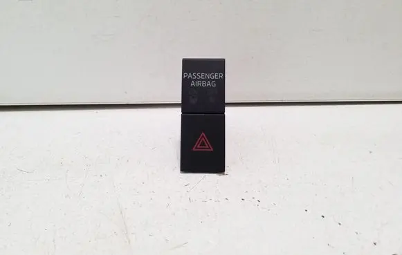 Skoda Octavia Mk3 (5E) Hazard light switch 5E0953507E