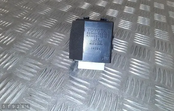 Lexus CT 200H Engine control unit/module 8594076010