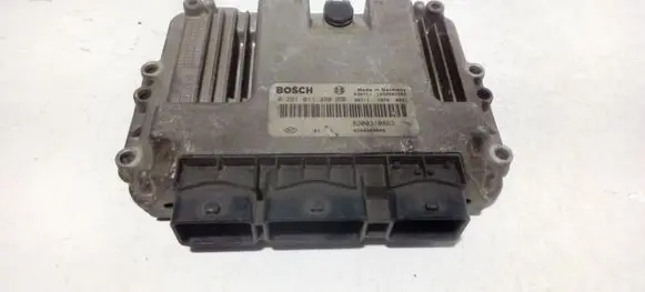 Renault Scenic II - Grand scenic II Engine control unit/module 0281011390 8200310863 8200349846