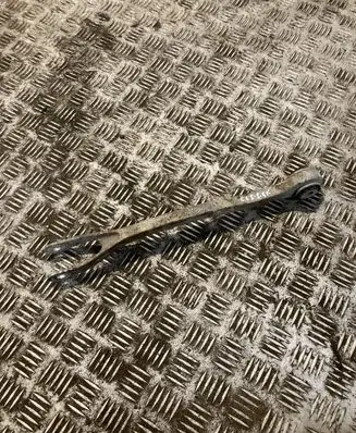 Mercedes-Benz CLS C219 Rear upper control arm/wishbone 2303520205 A2303520205