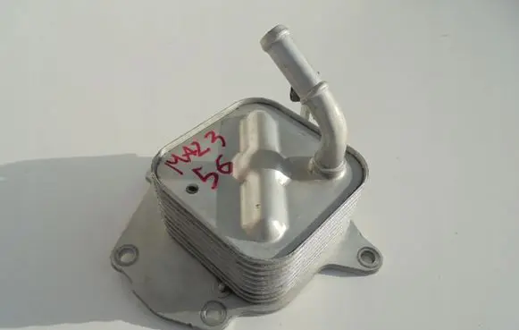Mazda 3 II Engine oil radiator T16322