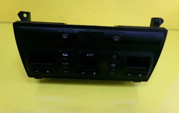 Audi A6 S6 C5 4B Climate control unit 4B0820043F