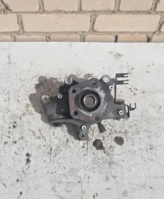 Audi A4 S4 B9 Rear wheel hub 8W0505459D 8W0505431Q