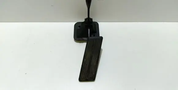 Chrysler 300M Accelerator throttle pedal 04591172AB