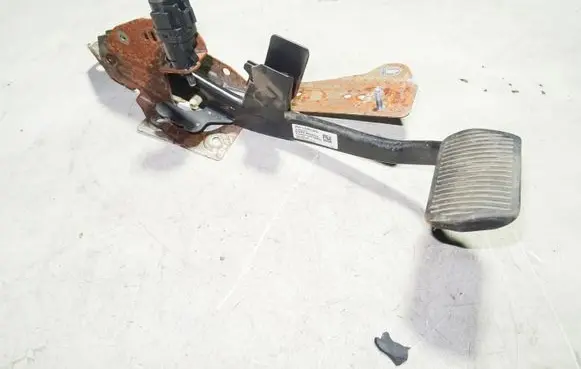 Volvo C30 Brake pedal 4N512467DG 31202371