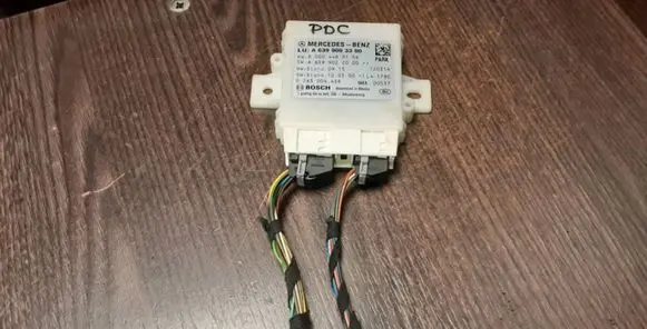 Mercedes-Benz Vito Viano W639 Parking PDC control unit/module 6399003300 0004460156