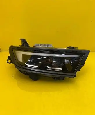 Opel Astra L Headlight/headlamp 9855316680