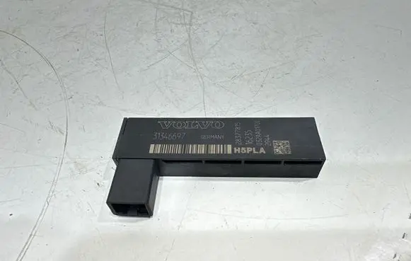 Volvo S90, V90 Aerial antenna amplifier 31346697