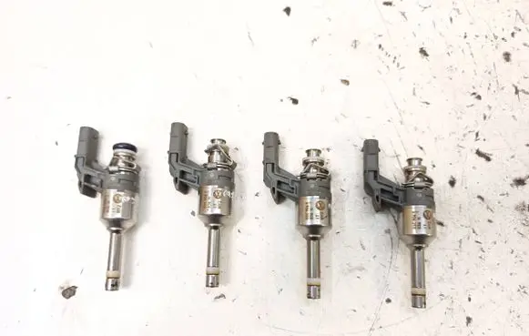 Fuel injectors set