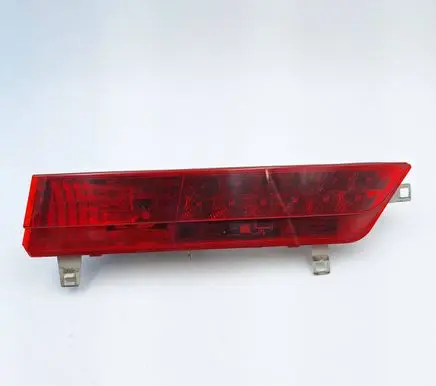Tailgate rear/tail lights