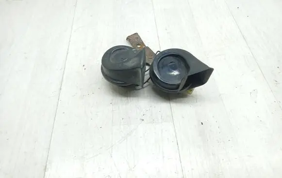 Peugeot 5008 Horn signal 703881157 Ch2143