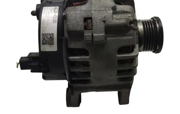 Opel Vivaro Generator/alternator 463045101