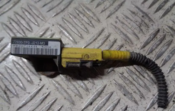 Honda Jazz Airbag deployment crash/impact sensor 77930TF0J212M3